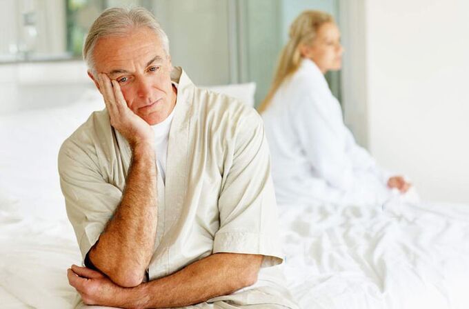 Hommes de puissance accrus de plus de 60 ans